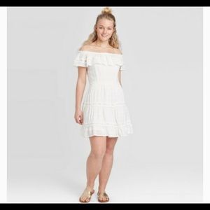 Xhilaration white and lace off the shoulder sundress with back zipper